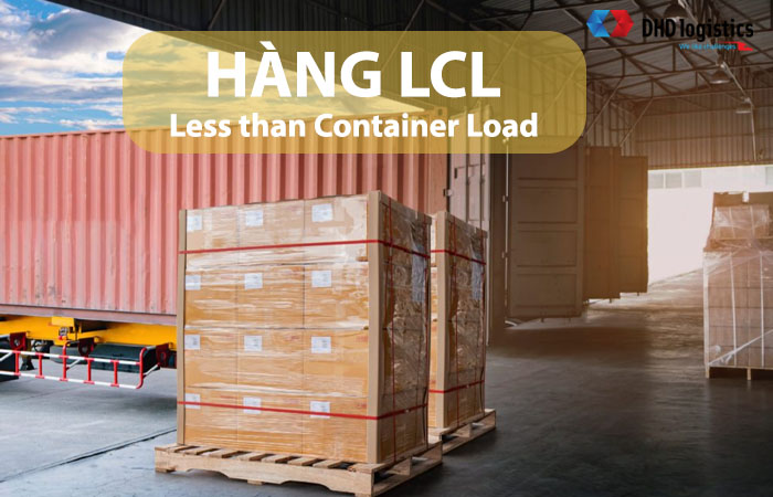 Hình ảnh nhiều loại hàng hóa được xếp gọn gàng trong kho CFS chuẩn bị gom container